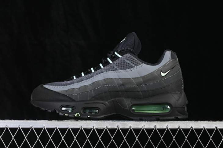 Picture of Air Max 95 _SKUfw22858216081463562fw